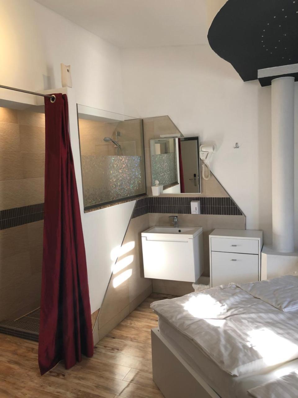 Center Rooms Villach Exterior foto